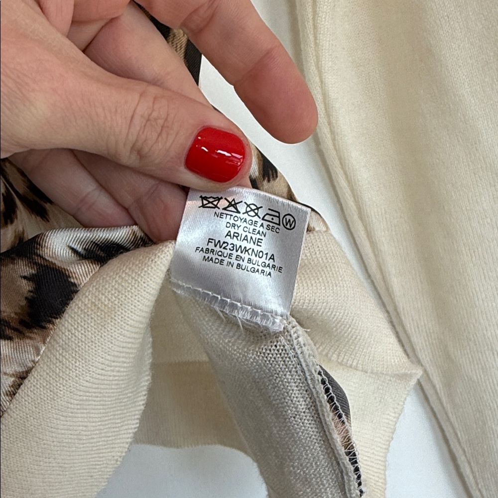 La Prestic Ouiston cheetah top - Picture 6 of 7